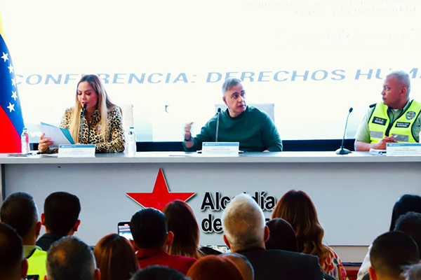 Fiscal General Tarek William Saab impartió clase magistral sobre derechos humanos en la Alcaldía de Caracas