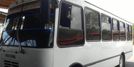 Privados de libertad dos vendedores ambulantes por presunto asalto frustrado a transporte público en Caracas