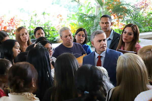 Fiscal General Tarek William Saab se reunió con familiares de los detenidos por violencia pos-electoral de 2024